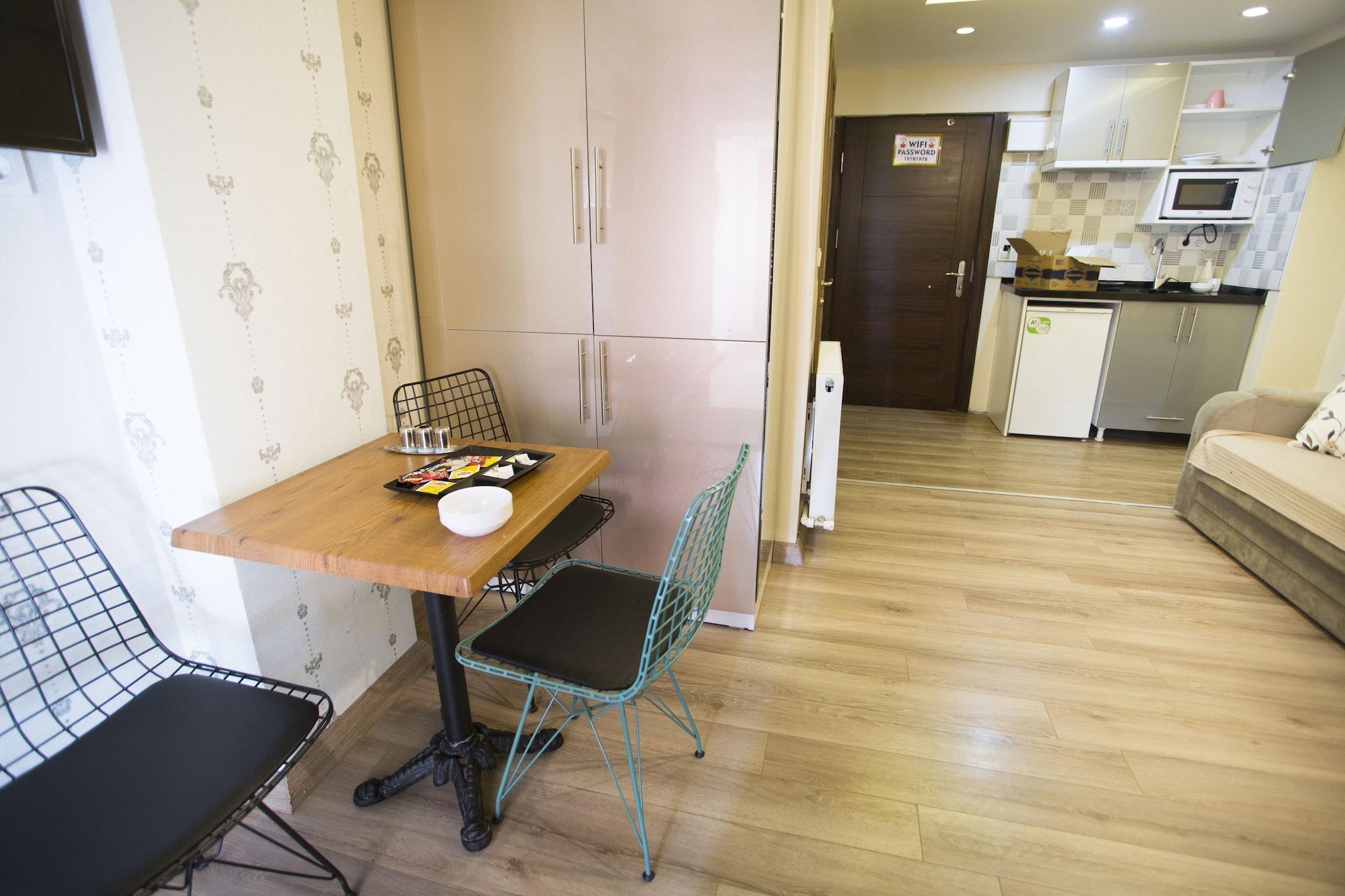 T-Square Residence Истанбул Екстериор снимка