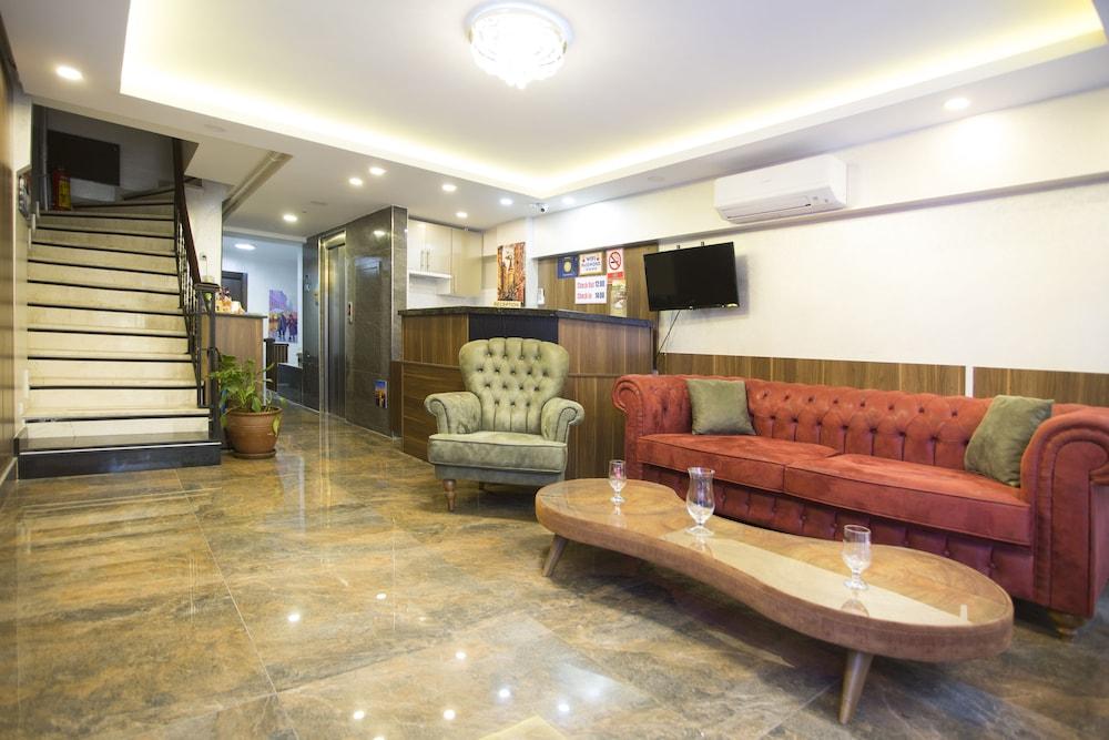T-Square Residence Истанбул Екстериор снимка