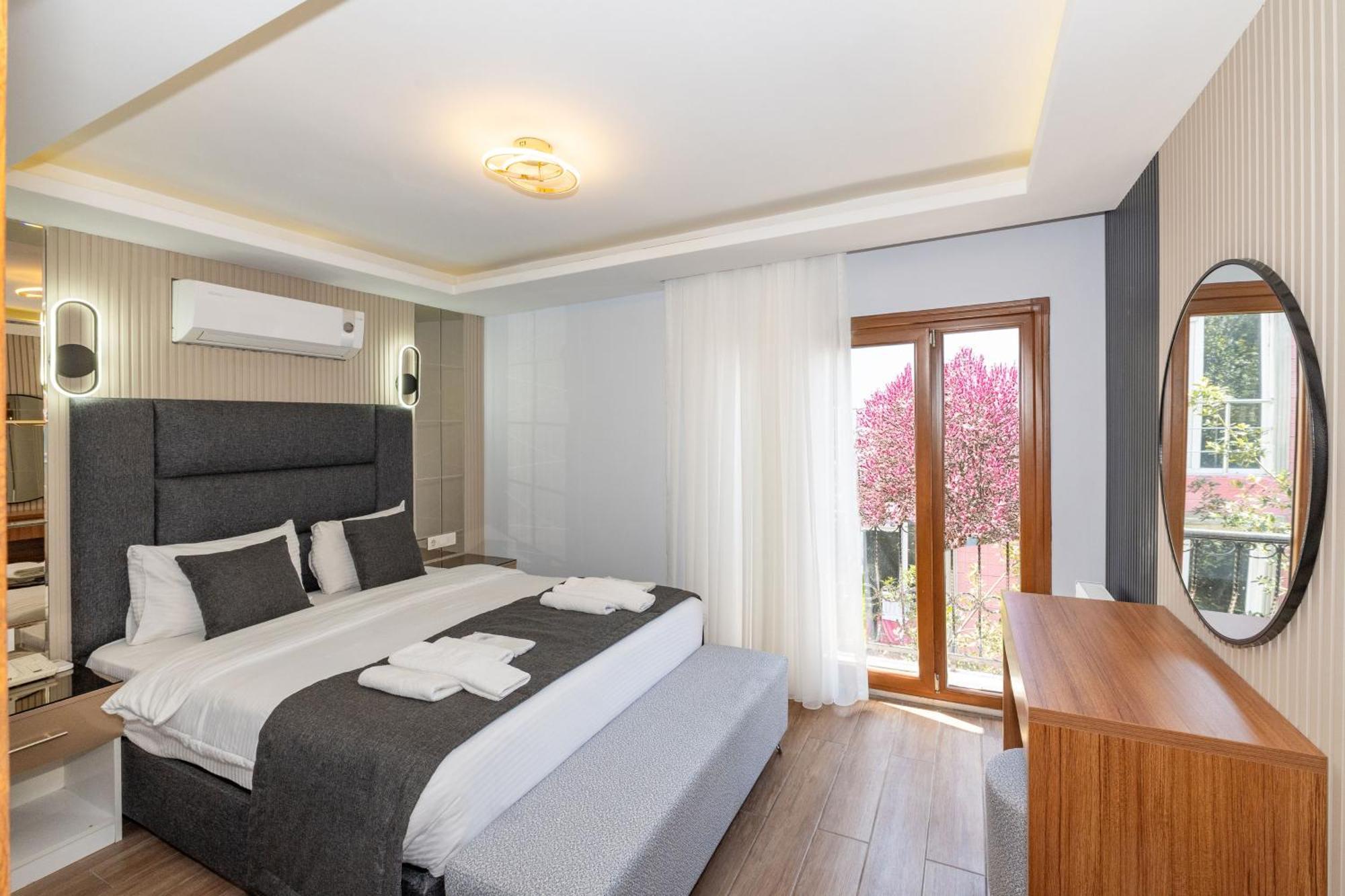 T-Square Residence Истанбул Екстериор снимка