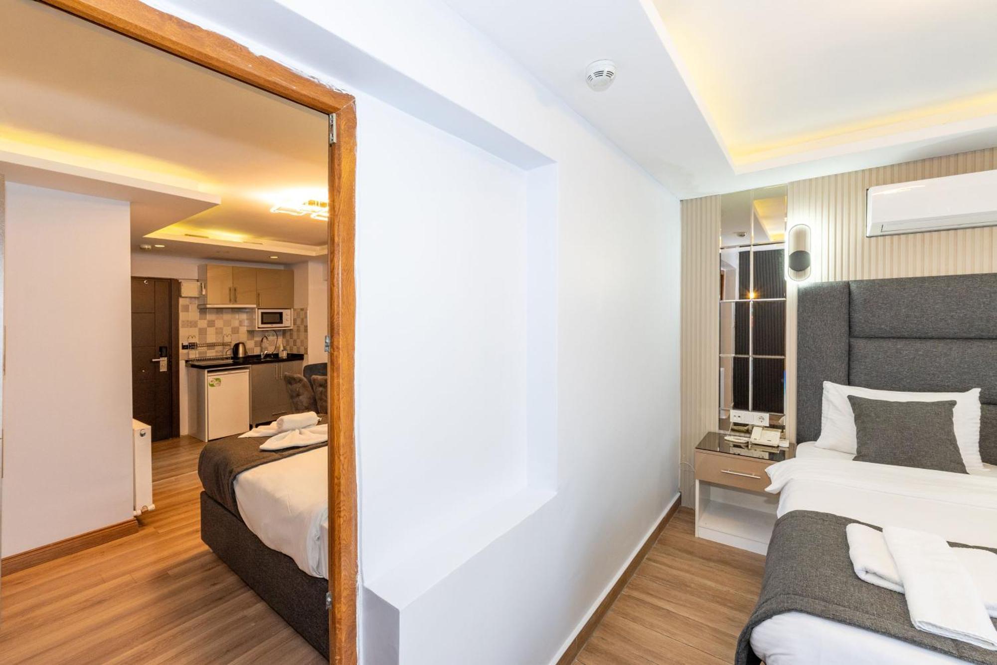 T-Square Residence Истанбул Екстериор снимка