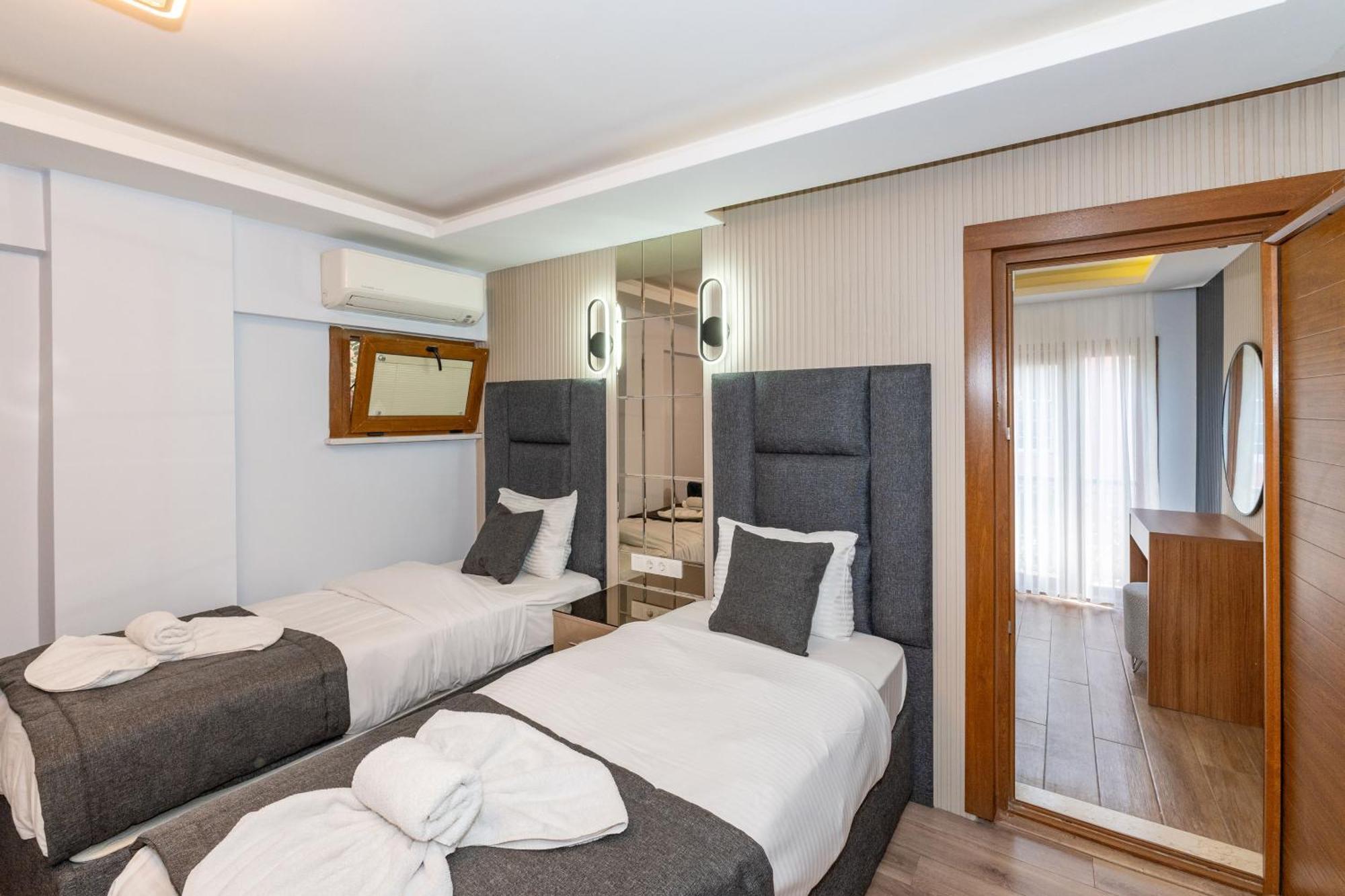 T-Square Residence Истанбул Екстериор снимка