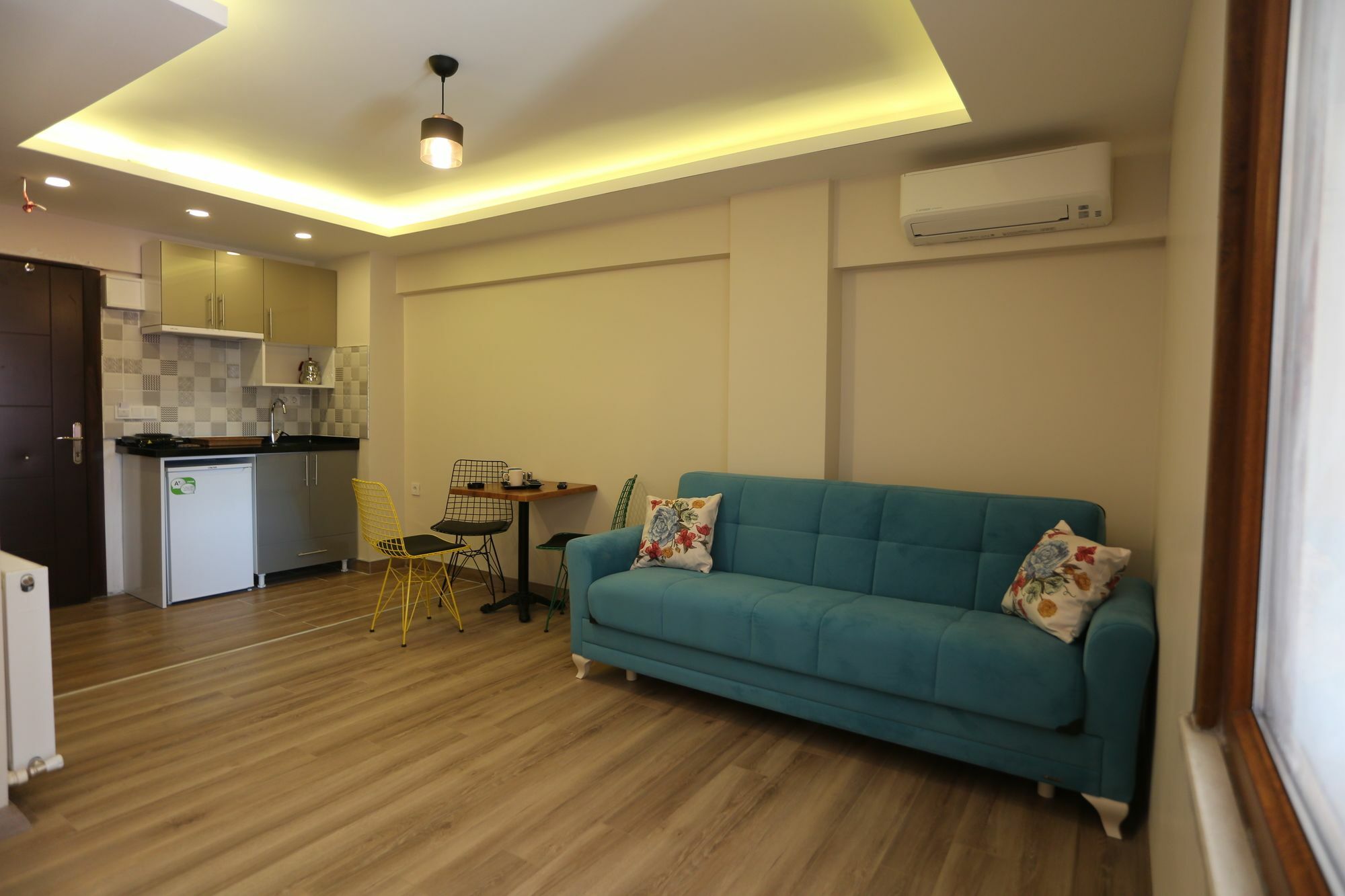 T-Square Residence Истанбул Екстериор снимка